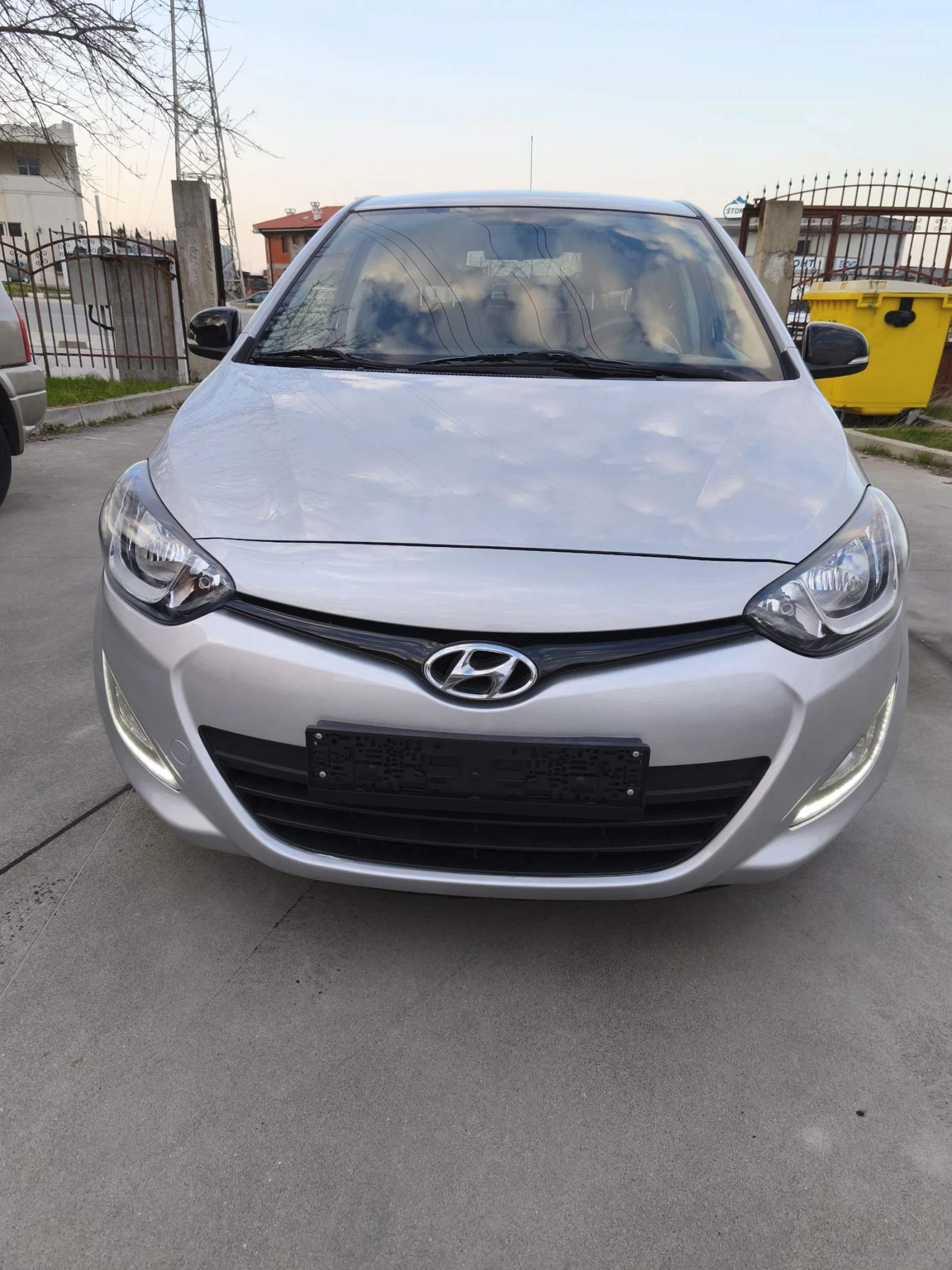 Hyundai I20 1.3 i., снимка 3 - Автомобили и джипове - 54334950