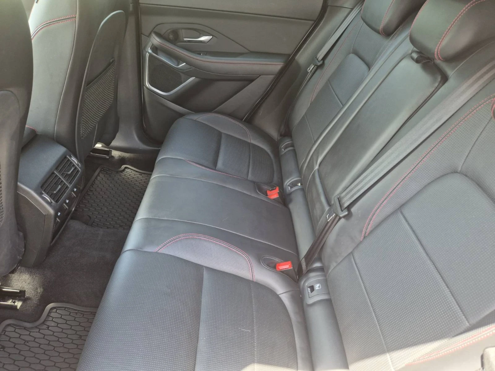 Jaguar E-pace 2.0 DIESEL 180 R-Dynamic 4x4 | Mobile.bg � ����������� 11