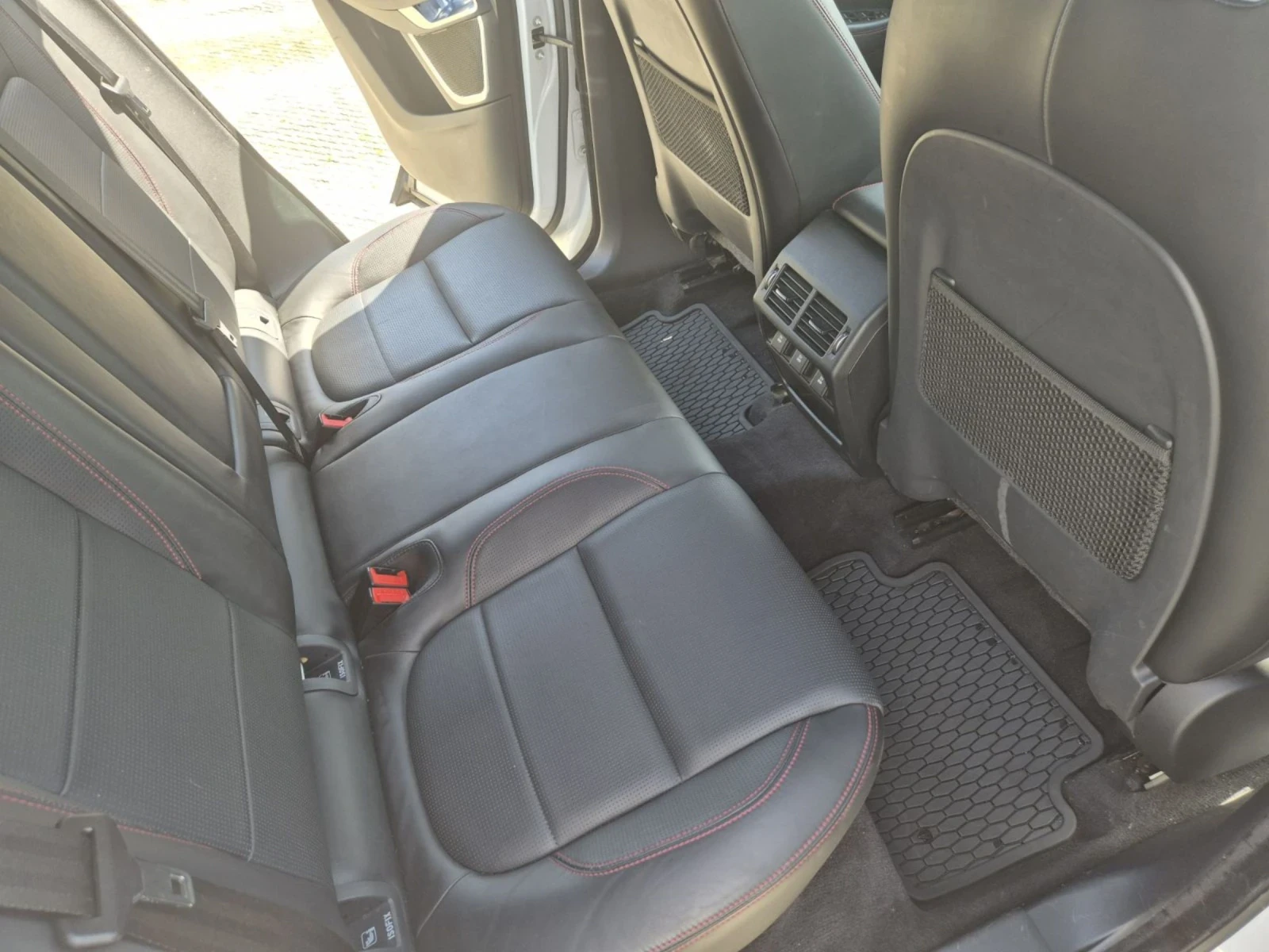 Jaguar E-pace 2.0 DIESEL 180 R-Dynamic 4x4 | Mobile.bg � ����������� 12