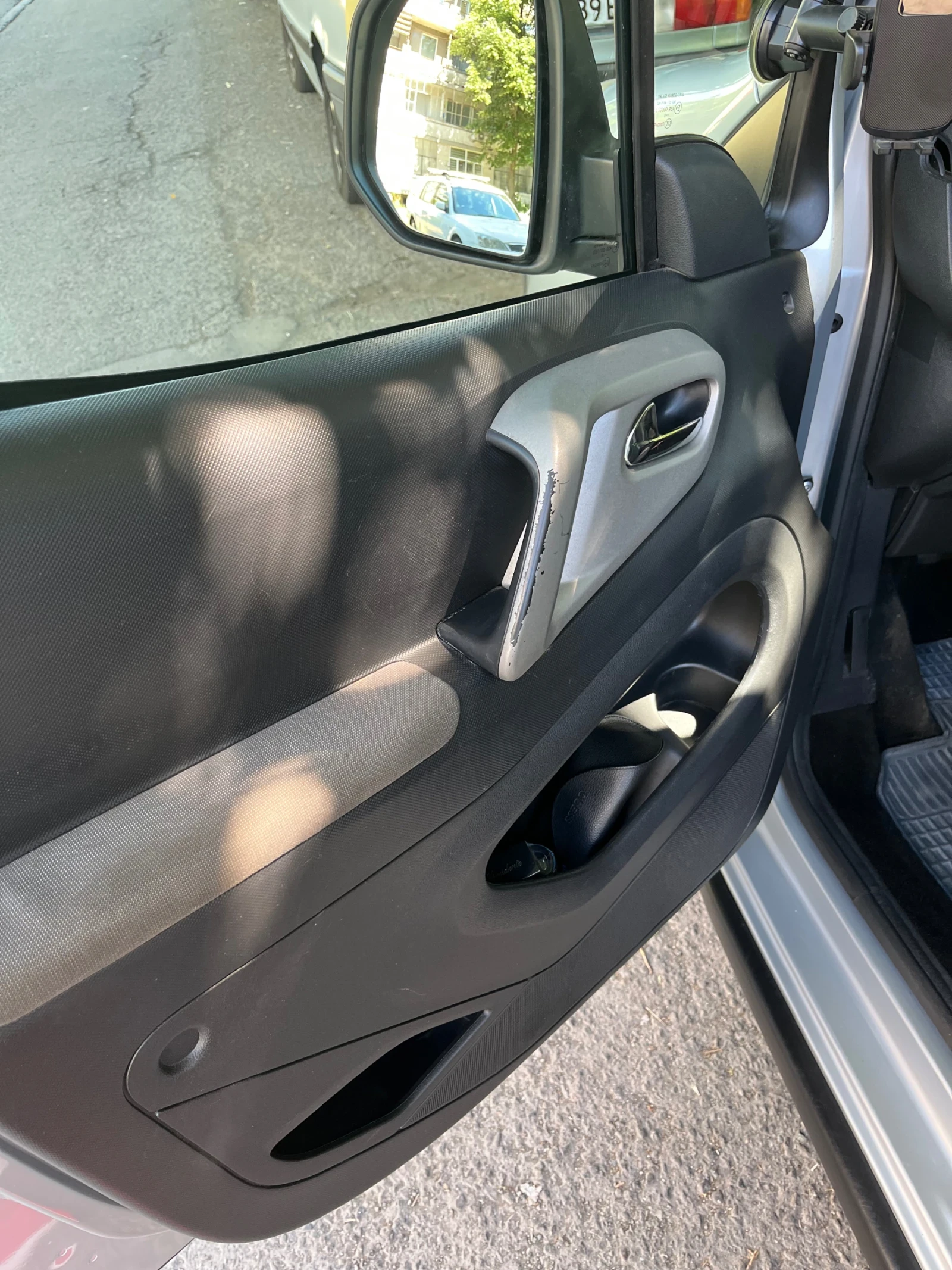 Peugeot Partner 1.6 hdi 90hp, снимка 9 - Автомобили и джипове - 54718375
