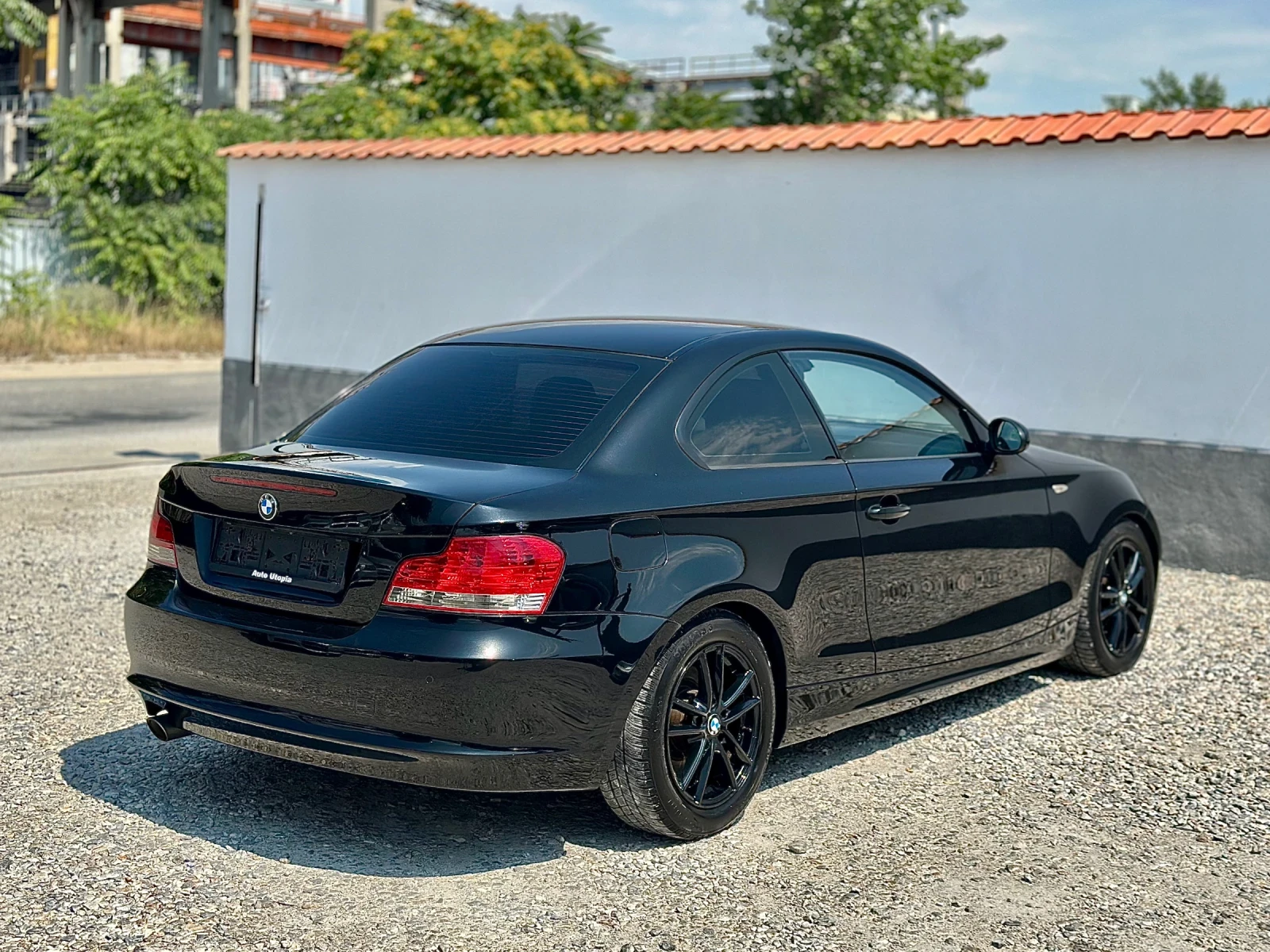BMW 120 SHADOW LINE/ПОДГРЕВ/ПАРКТРОНИК, снимка 4 - Автомобили и джипове - 55008431