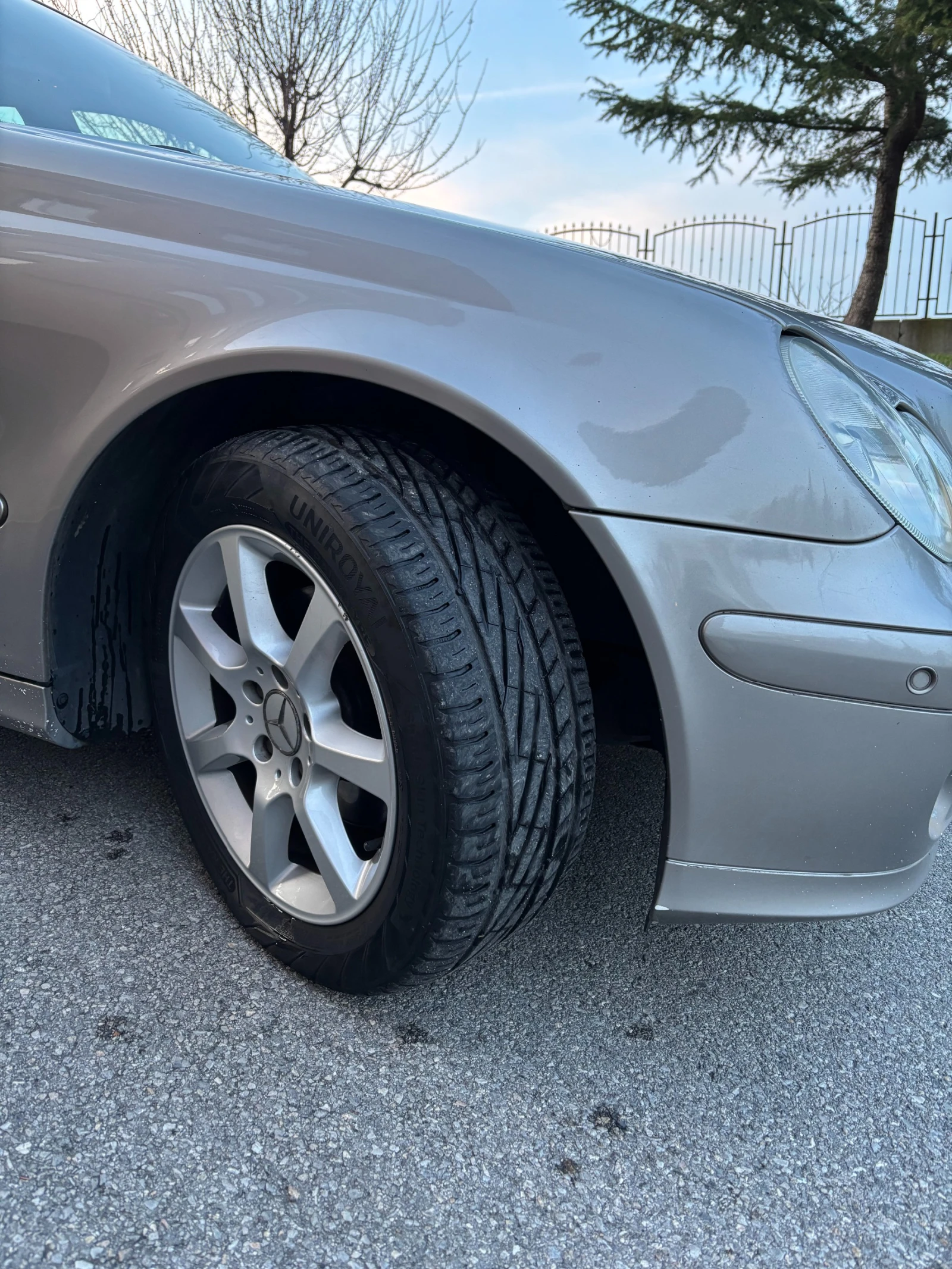 Mercedes-Benz C 220, снимка 3 - Автомобили и джипове - 55265460
