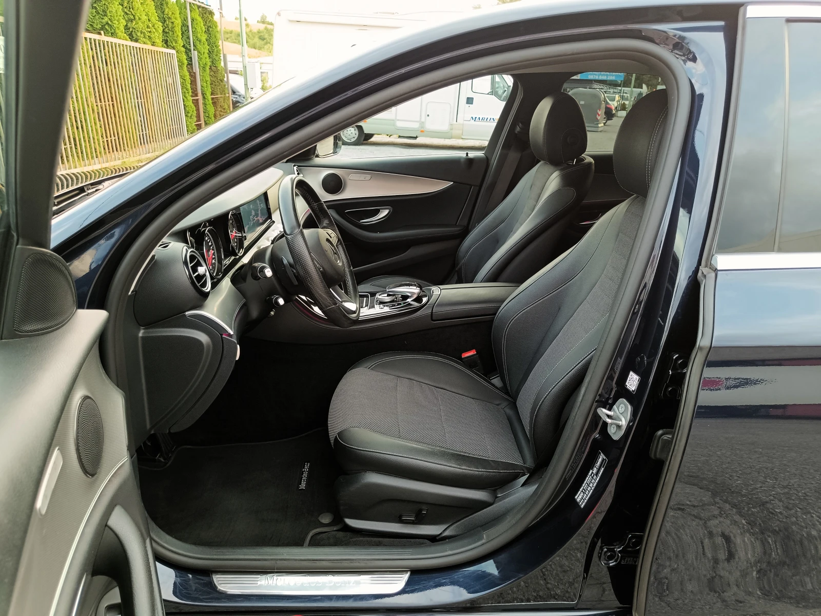 Mercedes-Benz E 350 CDi* Avantgarde* 9G Tronic* Euro 6B* , снимка 9 - Автомобили и джипове - 55305880