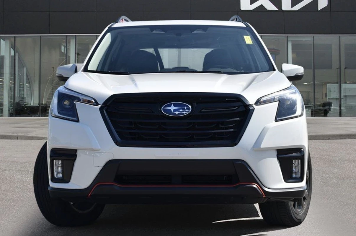Subaru Forester 2.5 * ПАНОРАМА * BLIND SPOT * CARFAX * , снимка 2 - Автомобили и джипове - 55500191