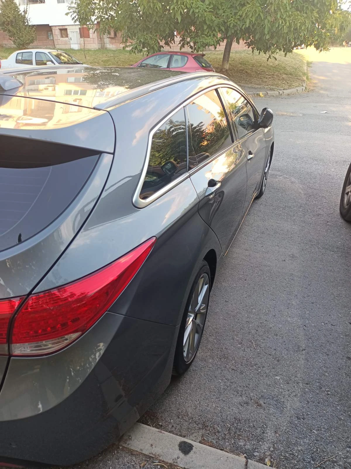 Hyundai I40, снимка 3 - Автомобили и джипове - 56170463