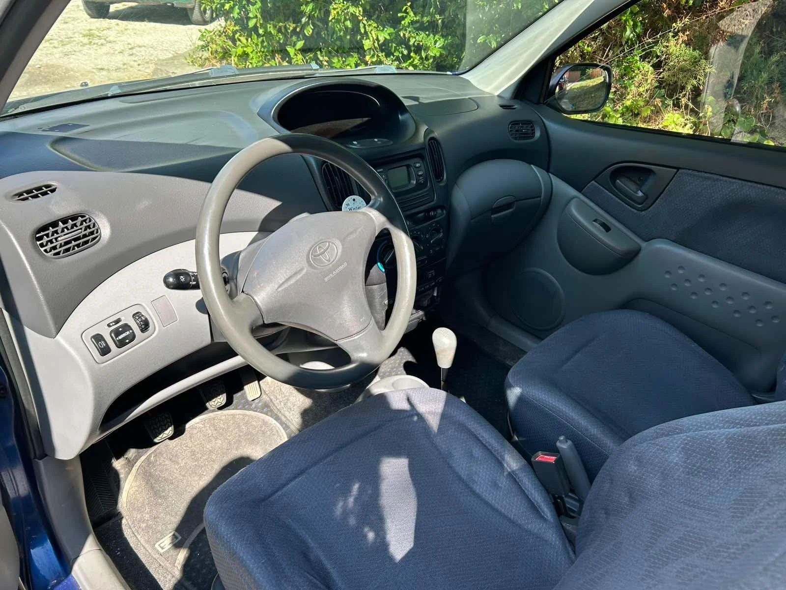 Toyota Yaris verso, снимка 4 - Автомобили и джипове - 56239282
