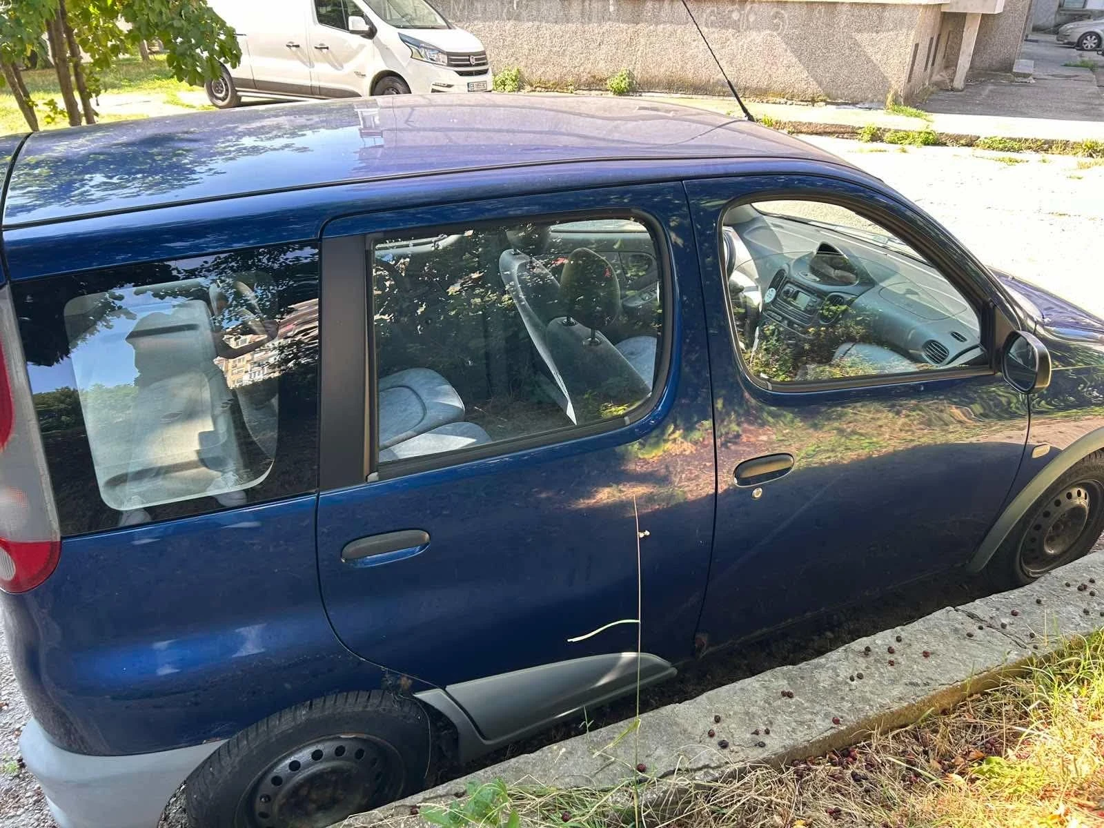 Toyota Yaris verso, снимка 7 - Автомобили и джипове - 56239282
