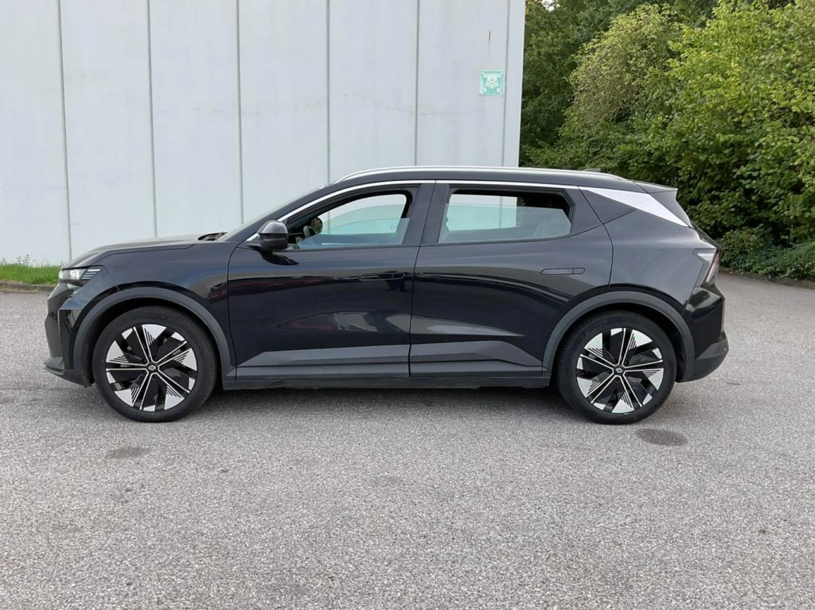 Renault Scenic E-Tech Evolution 67kWh 27 870км, снимка 3 - Автомобили и джипове - 56429479