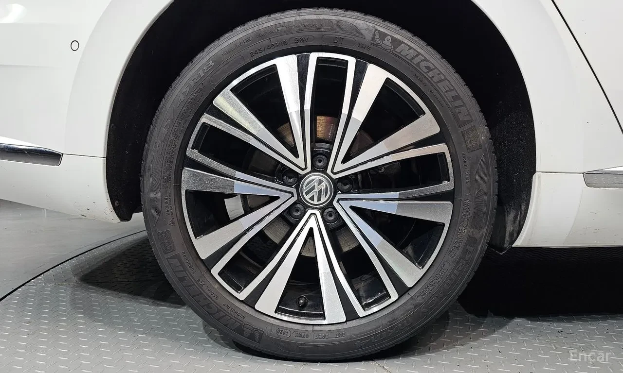 VW Arteon �������* �����* �������* ������*  | Mobile.bg � ����������� 3