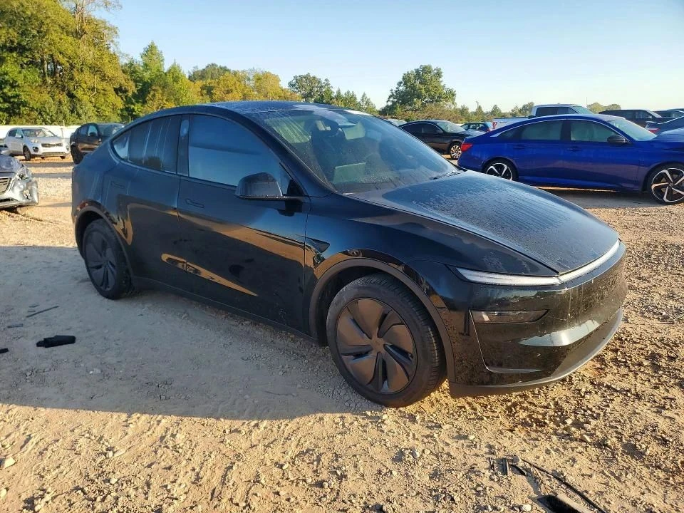 Tesla Model Y, снимка 6 - Автомобили и джипове - 56713447