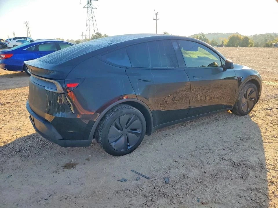 Tesla Model Y, снимка 5 - Автомобили и джипове - 56713447