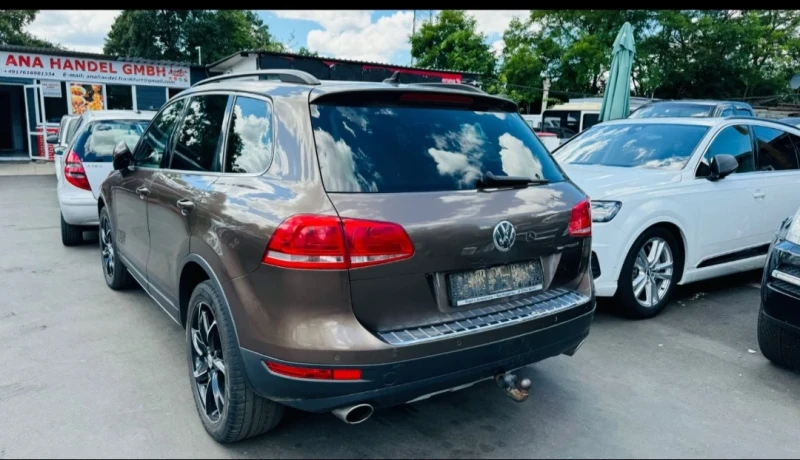 VW Touareg 4.2 TDI V8 , снимка 4 - Автомобили и джипове - 47222728