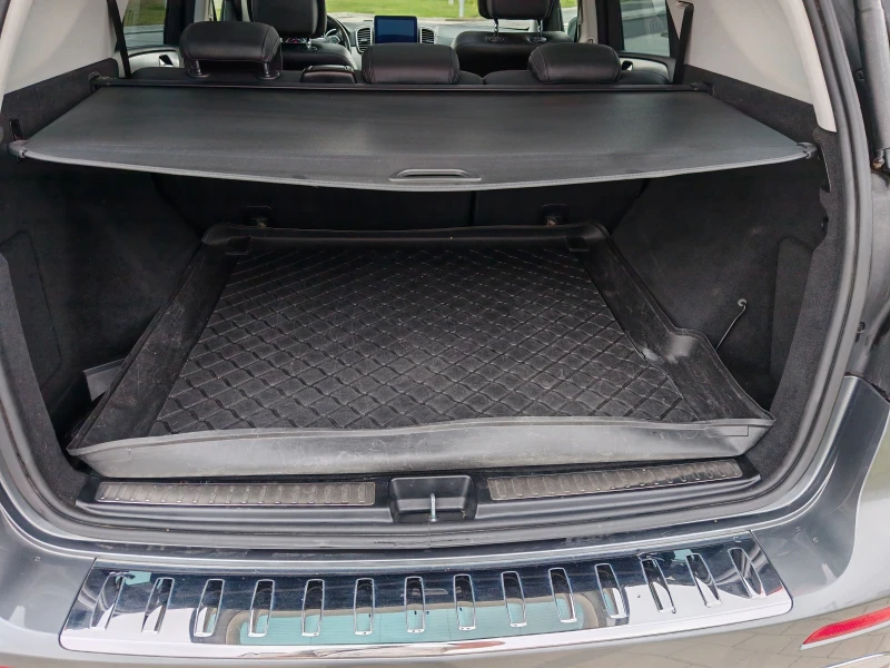 Mercedes-Benz GLE 350 4 матик, масаж, панорама , AMG, снимка 13 - Автомобили и джипове - 52567935