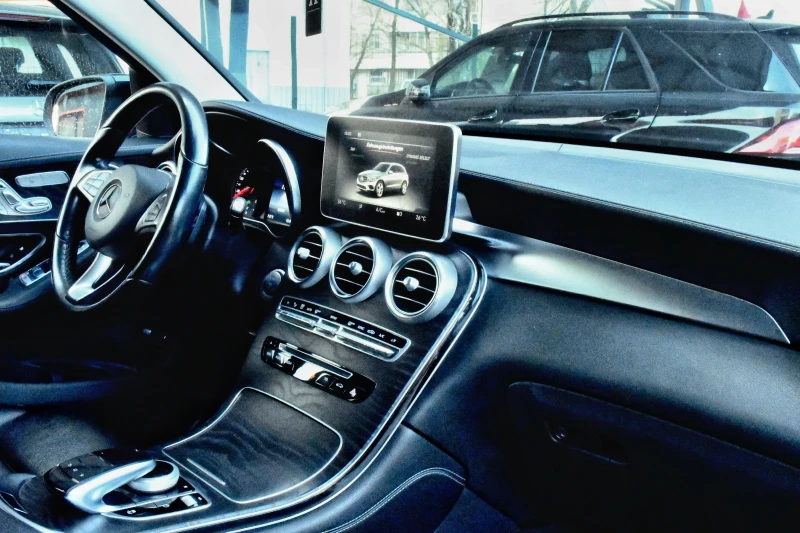 Mercedes-Benz GLC 250 d* 4MATIC* AMG-LINE* X253* , снимка 12 - Автомобили и джипове - 52931473