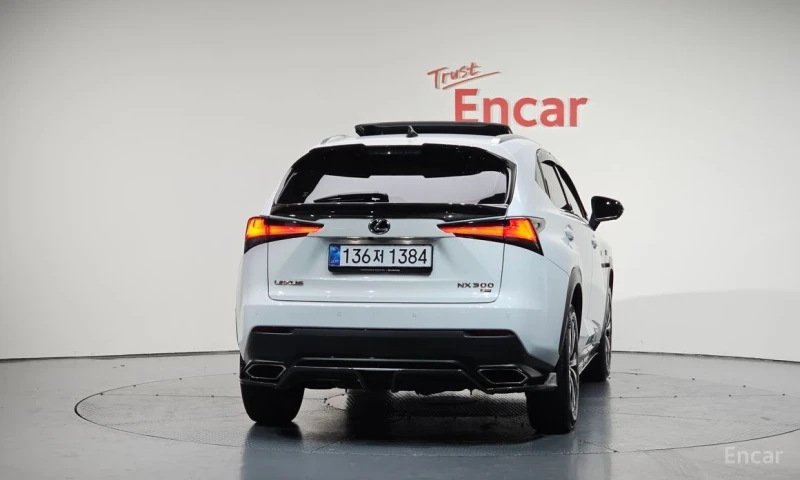 Lexus NX 300, снимка 4 - Автомобили и джипове - 53482633