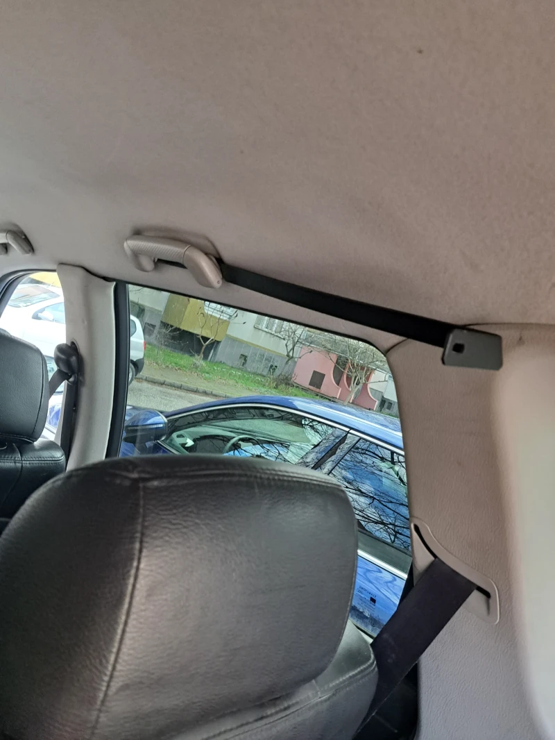 SsangYong Rexton, снимка 16 - Автомобили и джипове - 53523173