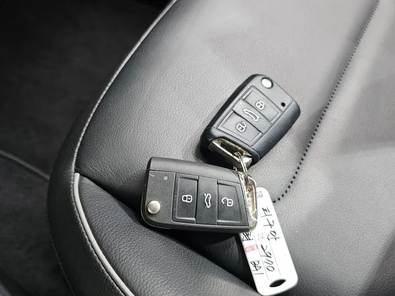 VW Tiguan 2.0 Tdi Premium, снимка 14 - Автомобили и джипове - 55888596