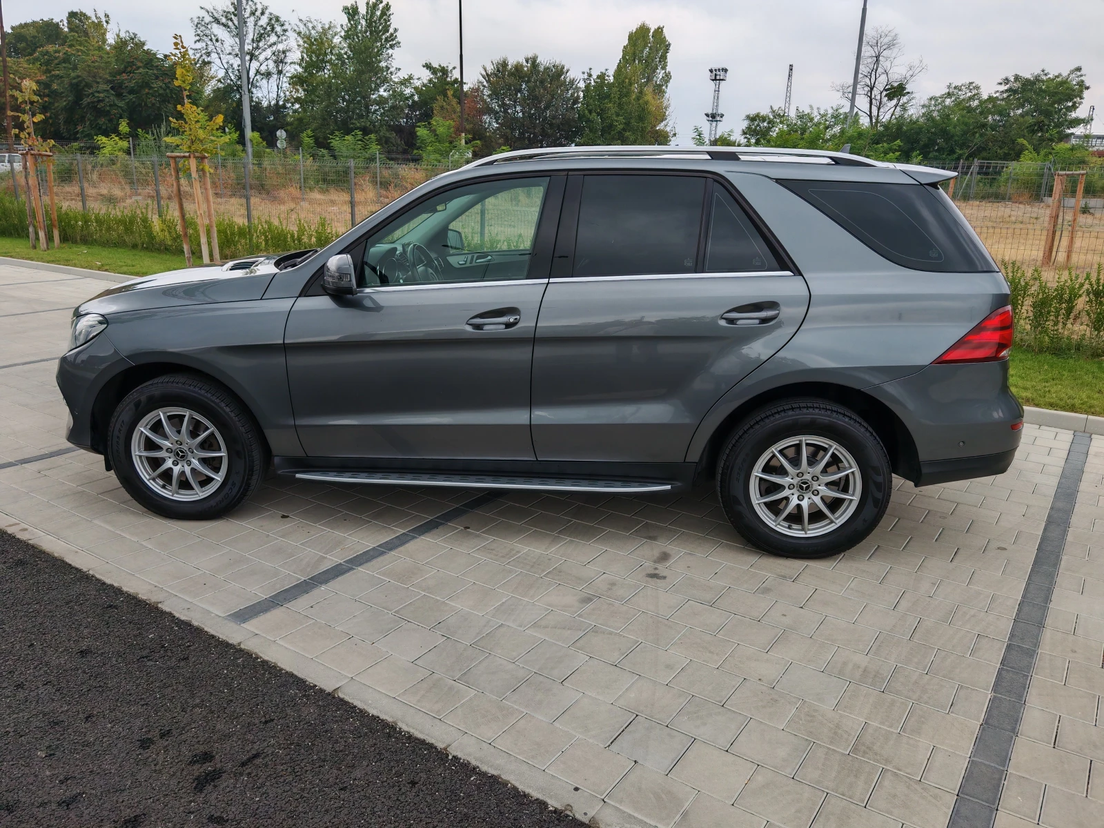 Mercedes-Benz GLE 350 4 матик, масаж, панорама , AMG, снимка 1