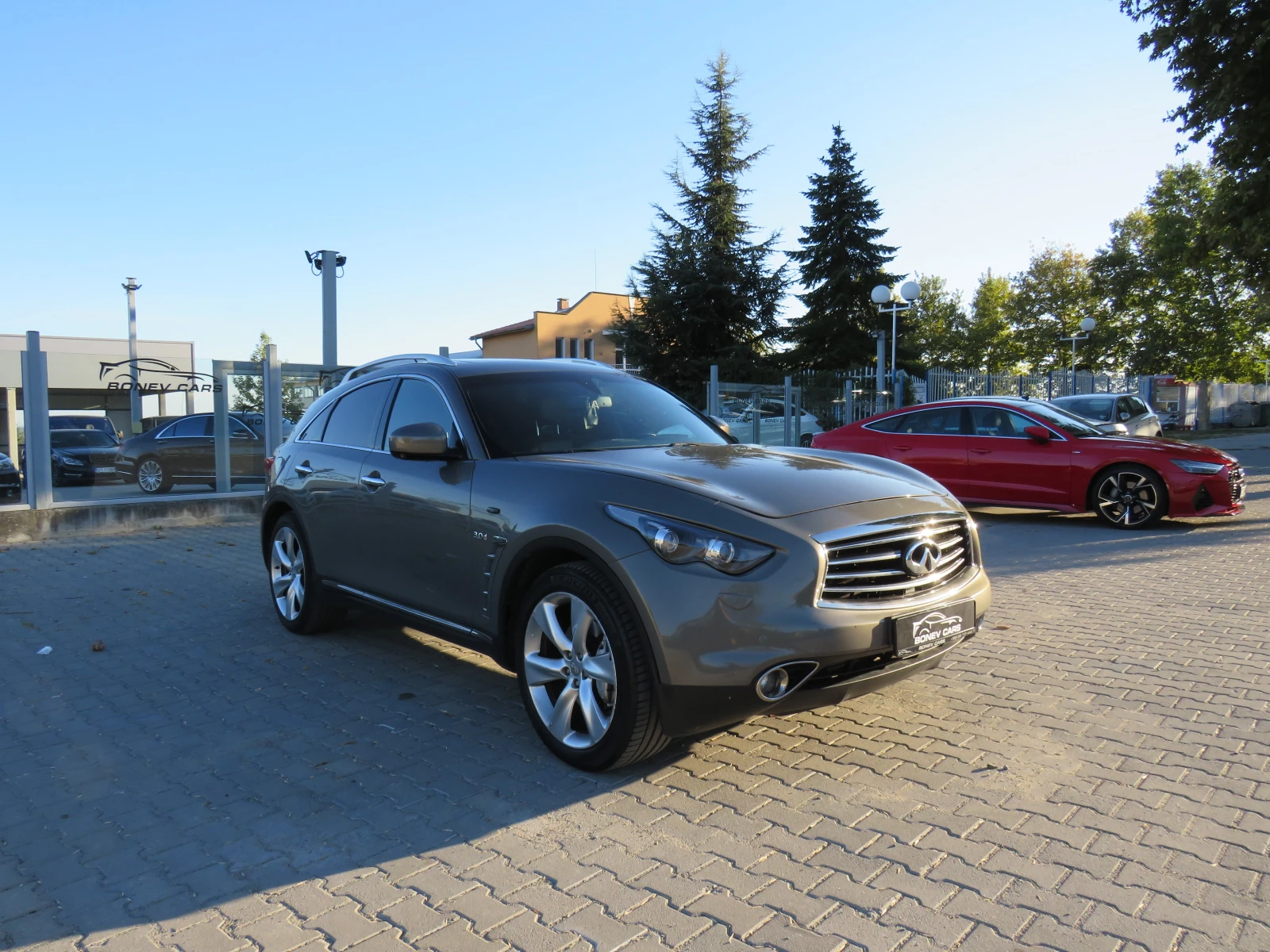 Infiniti QX70 S* * * 3.0DIESEL V6 4x4 FULL* * *  - изображение 3