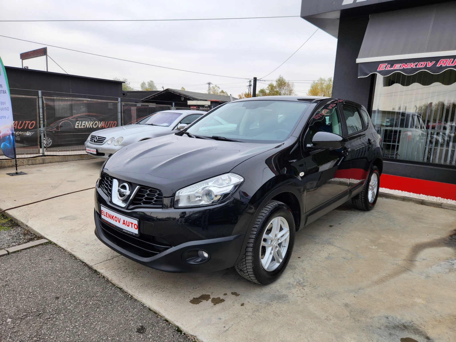 Nissan Qashqai 2.0I-141к.с EURO 5b КАМЕРА 360-НАВИГАЦИЯ-ШВЕЙЦАРИЯ - изображение 3