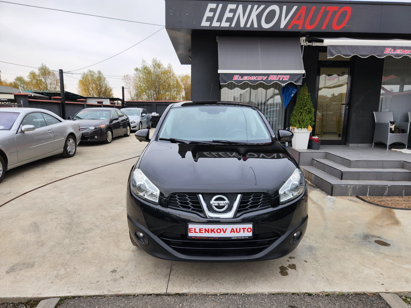 Nissan Qashqai 2.0I-141к.с EURO 5b КАМЕРА 360-НАВИГАЦИЯ-ШВЕЙЦАРИЯ - изображение 2