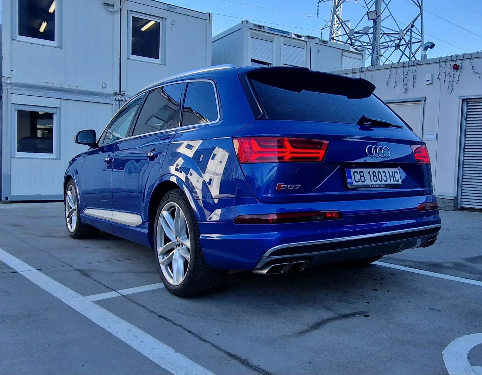 Audi SQ7 TDI4.0/QUATTRO/AHK/Matrix/Pano/HUD - изображение 4