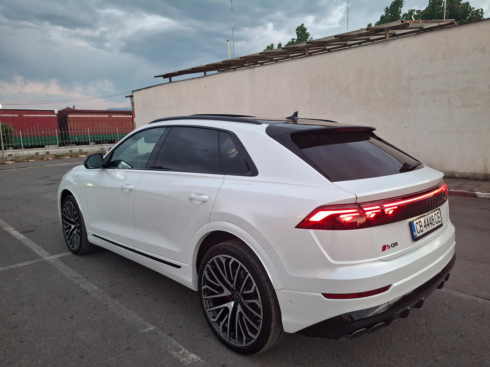 Audi SQ8  * FACELIFT 2025* MATRIX* 23"* B&O* CARBON*  - изображение 7