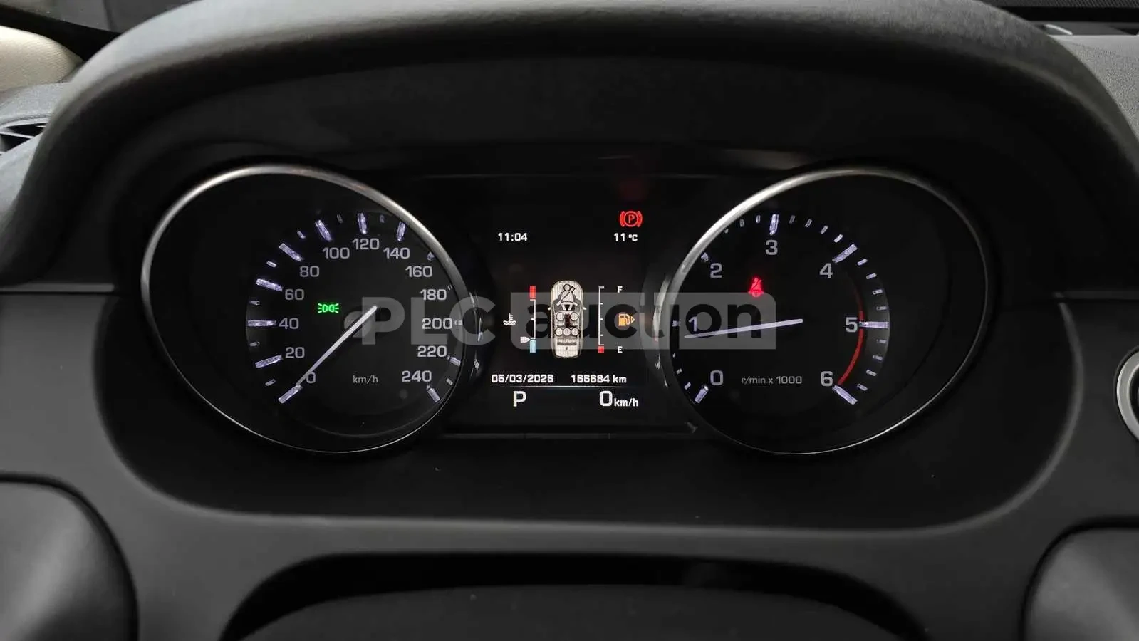 Land Rover Discovery, снимка 8 - Автомобили и джипове - 54176022