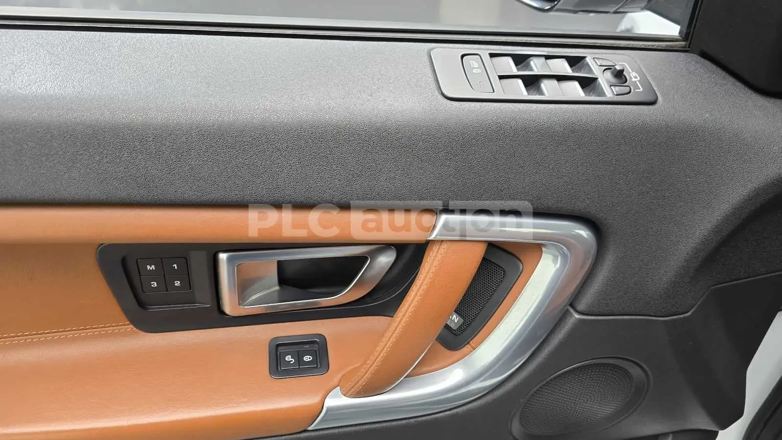 Land Rover Discovery, снимка 14 - Автомобили и джипове - 54176022