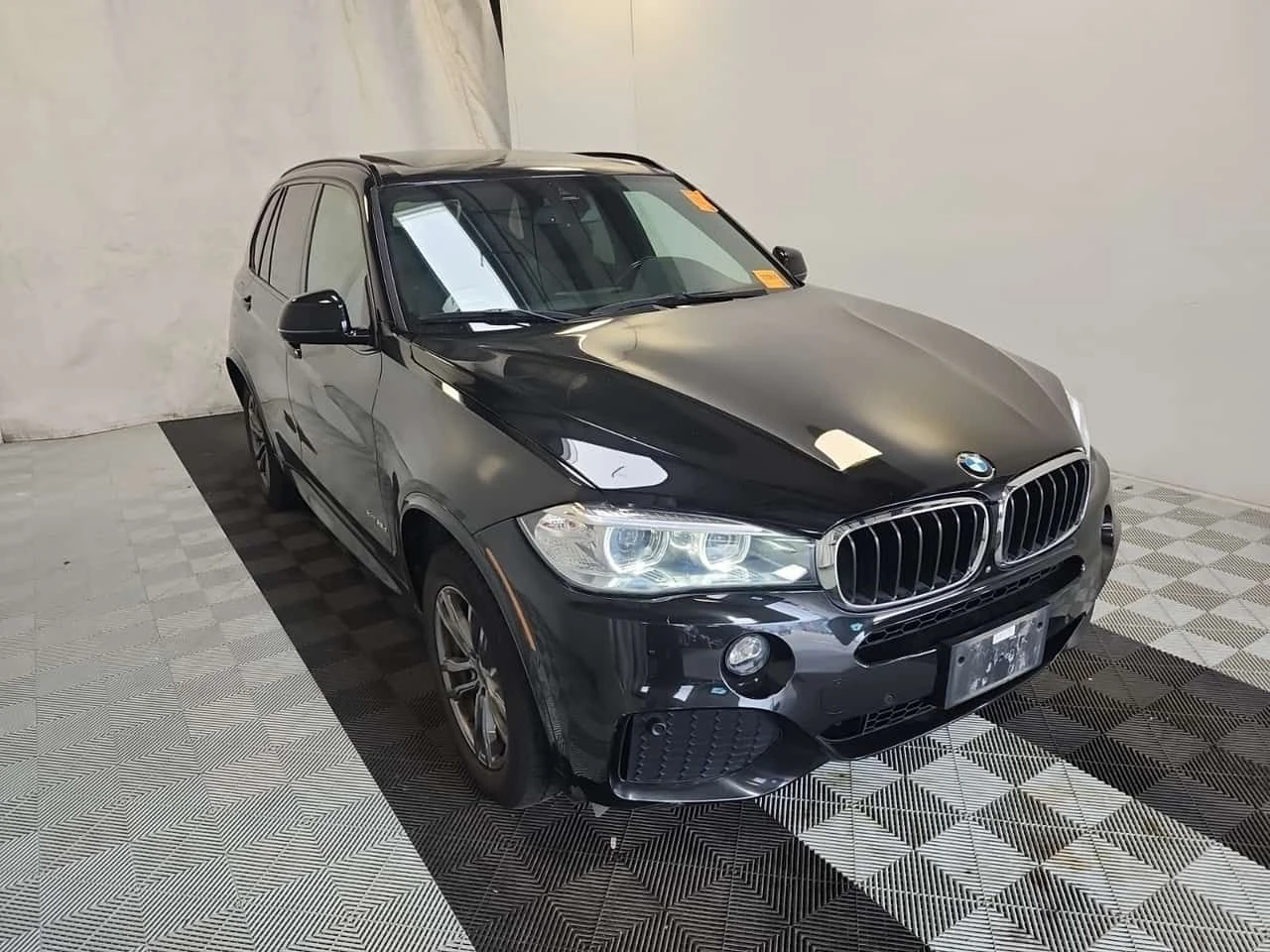 BMW X5 * xDrive35d * ПОДГРЕВИ * H/K * ПАНО * CARFAX, снимка 2 - Автомобили и джипове - 54479965