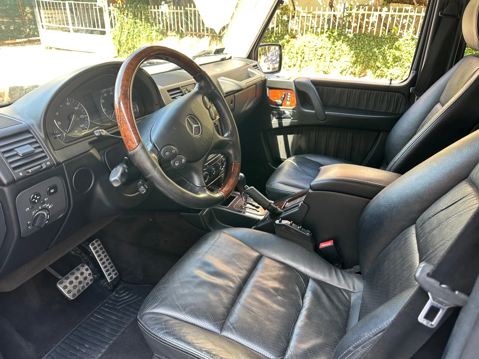 Mercedes-Benz G 550 , снимка 11 - Автомобили и джипове - 55950624