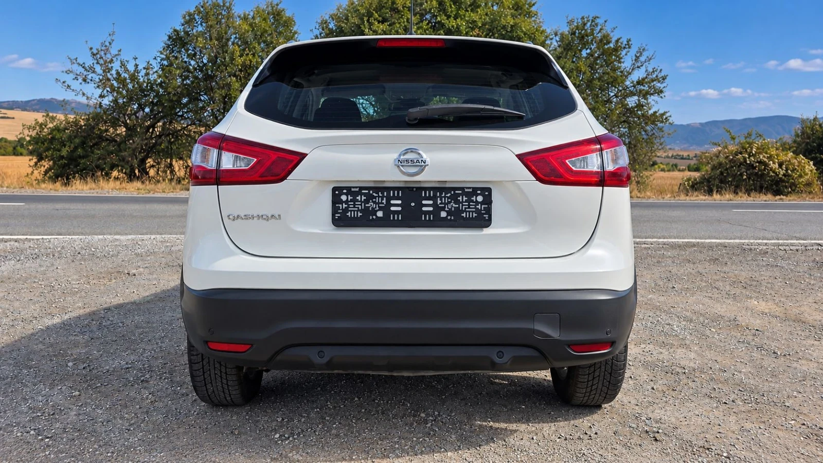 Nissan Qashqai 1.2 DIG-T-Euro 6-116hp, снимка 4 - Автомобили и джипове - 56310143