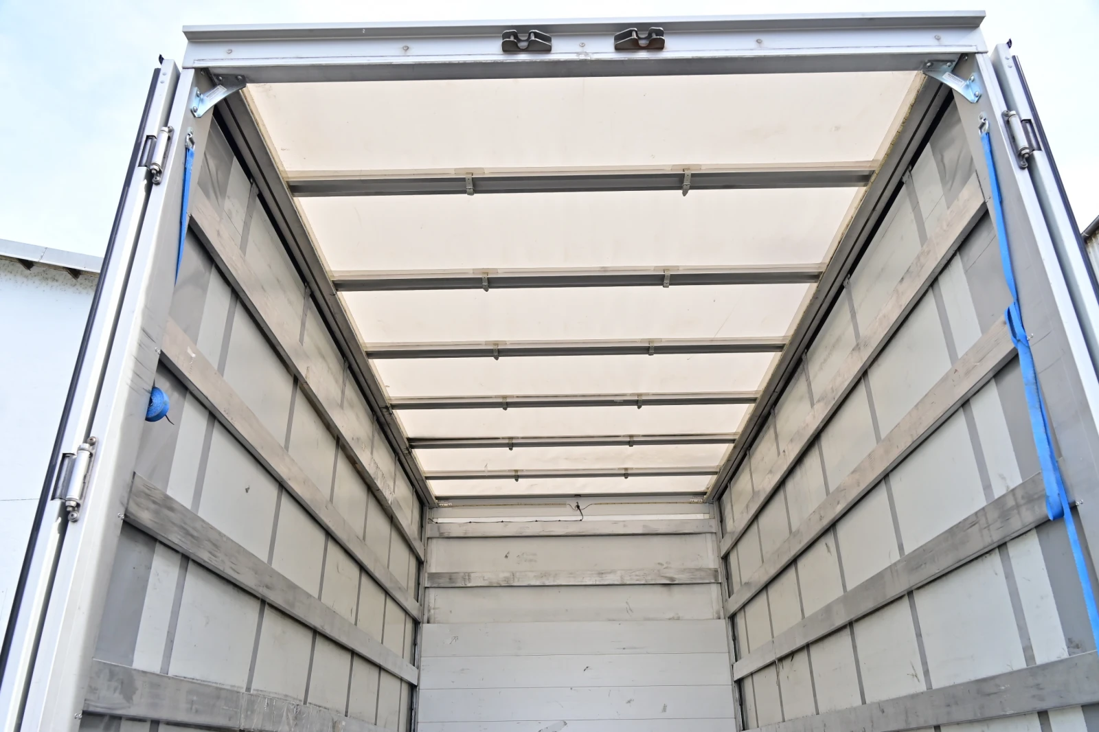Mercedes-Benz Sprinter 317 CDI , снимка 7 - Бусове и автобуси - 54353541