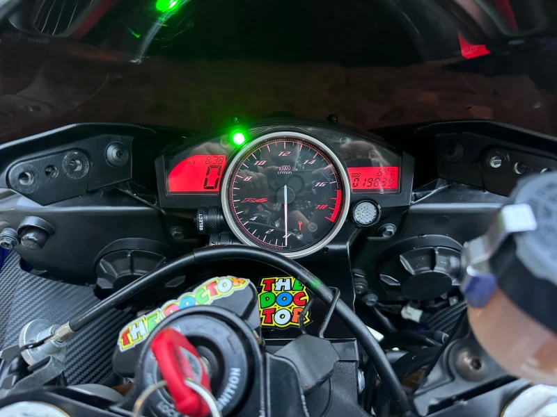 Yamaha YZF-R6 Бартер за S1000RR, снимка 9 - Мотоциклети и мототехника - 52916093