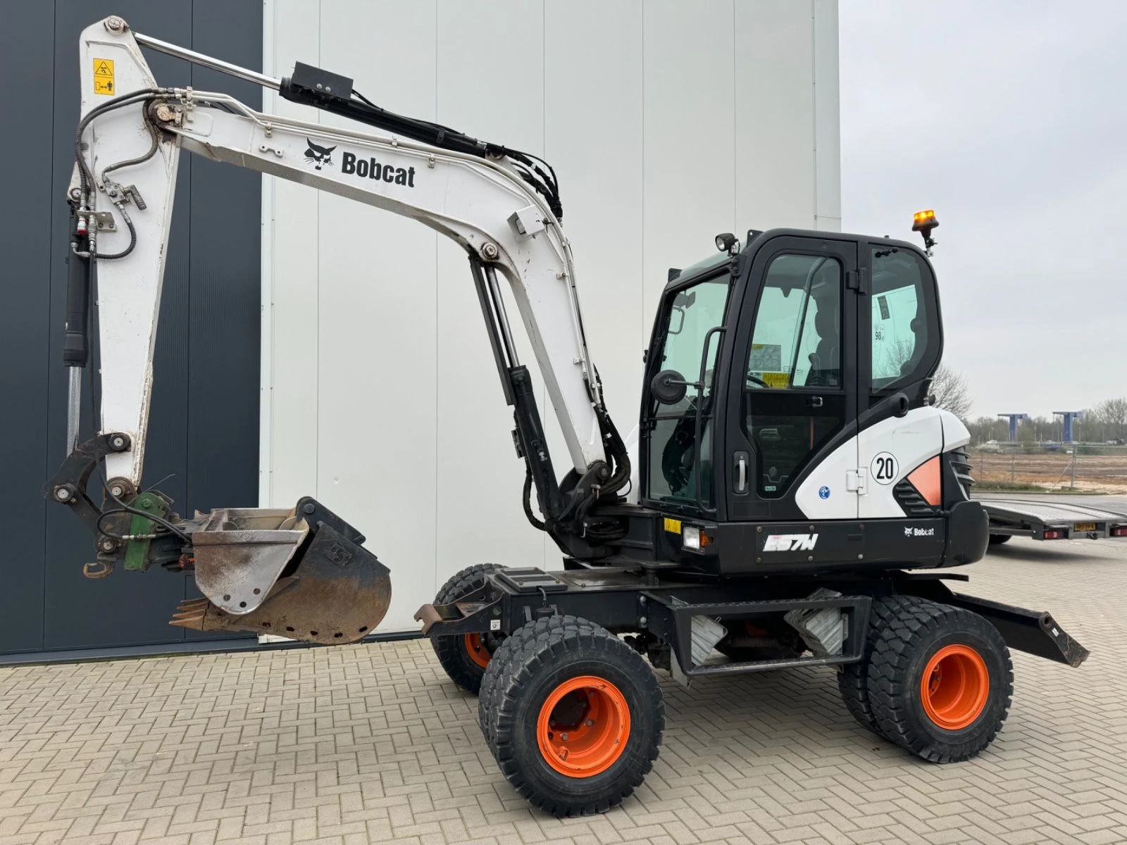 Багер Bobcat E57W - изображение 2