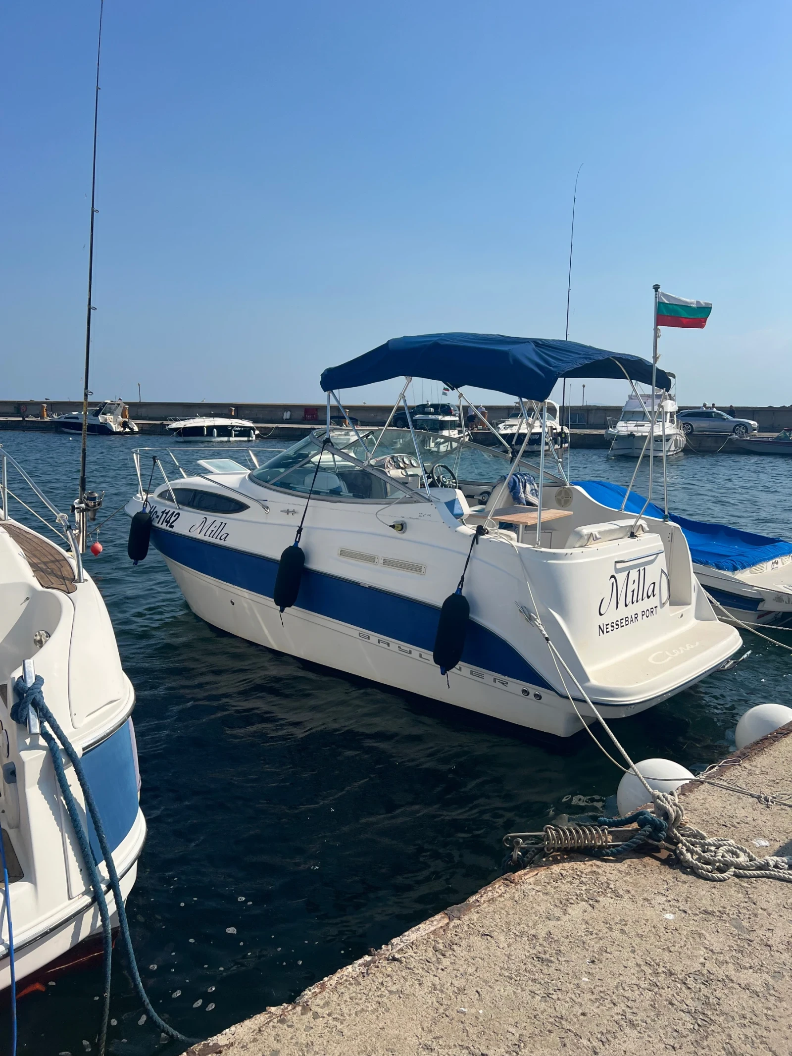 Моторна яхта Bayliner  - изображение 2