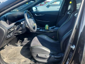 Kia EV6  4D UTILITY AWD | GT * CARFAX * БЕЗ ПЪРВОНАЧАЛНА , снимка 5