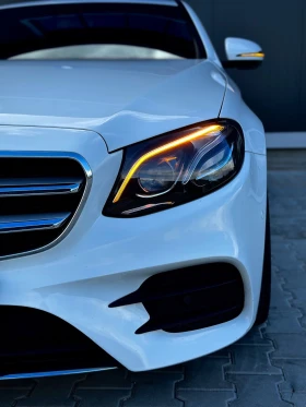 Обява за продажба на Mercedes-Benz E 220 РеалниКМ, AMG, BURMESTER, MULTIBEAM ~47 499 лв. - изображение 4 | Auto.bg Обява за продажба на Mercedes-Benz E 220 РеалниКМ, AMG, BURMESTER, MULTIBEAM ~47 499 лв. - изображение 4