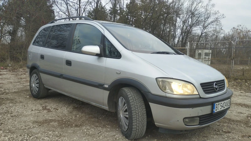 Opel Zafira, снимка 3 - Автомобили и джипове - 49004851