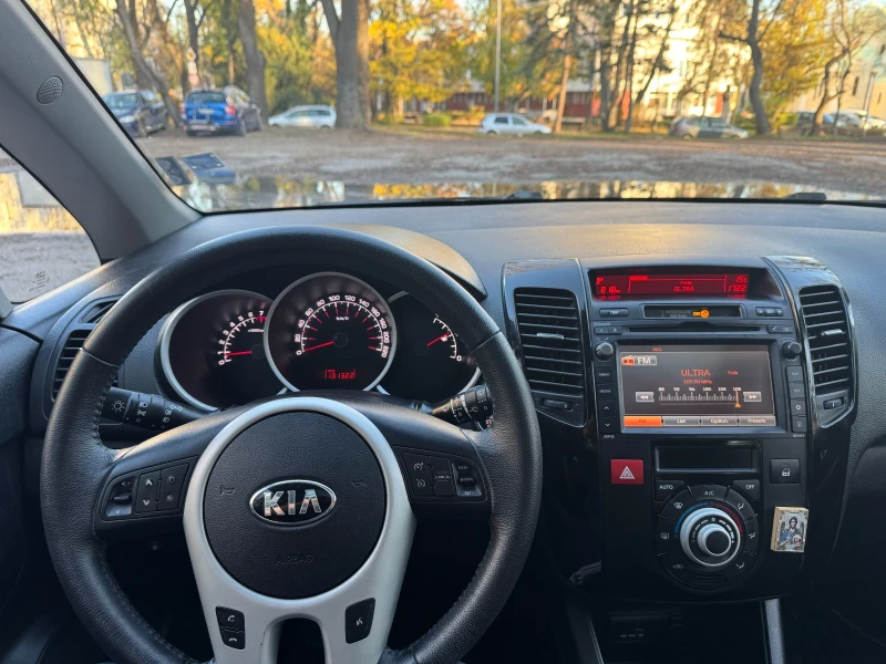 Kia Venga 1.4i * LPG* , снимка 8 - Автомобили и джипове - 52258260