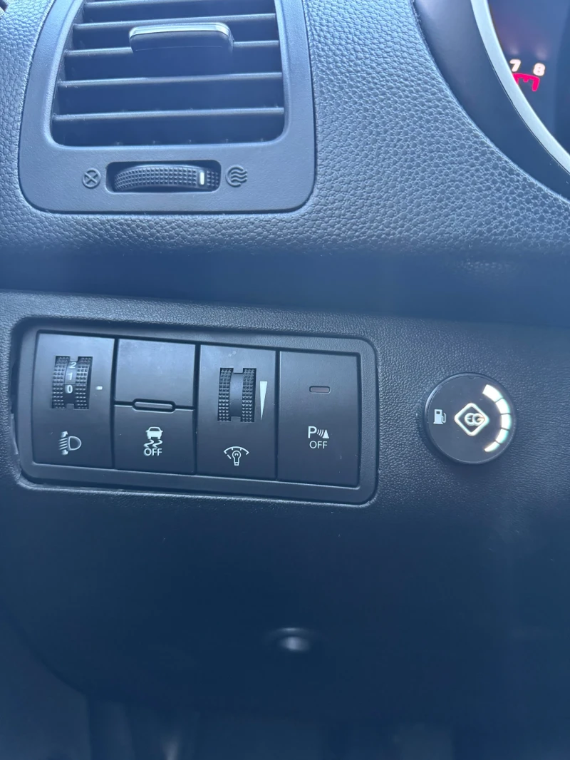 Kia Venga 1.4i * LPG* , снимка 13 - Автомобили и джипове - 52258260