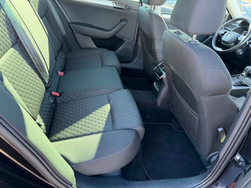 Skoda Superb 2.0 TDI(КАТО НОВА), снимка 14 - Автомобили и джипове - 52611433