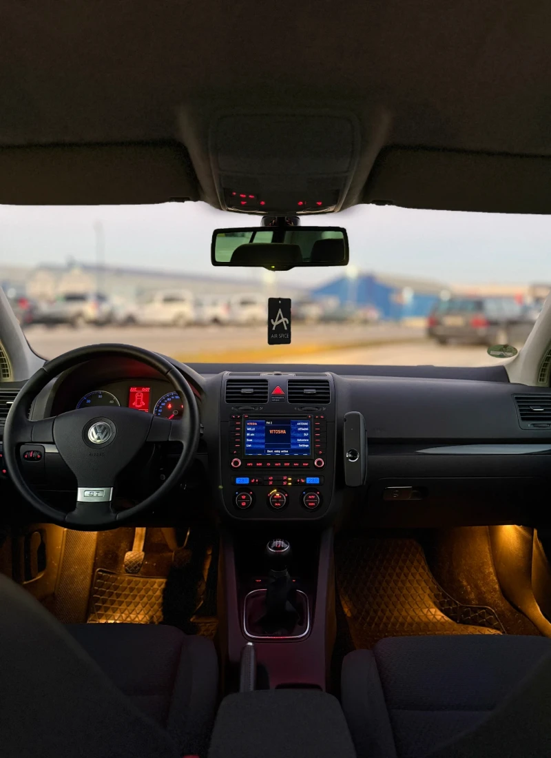 VW Golf 2.0 TDI GT/GTD 170 hp, снимка 13 - Автомобили и джипове - 52810930