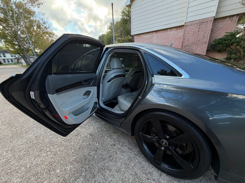 Audi S8, снимка 12 - Автомобили и джипове - 52811268