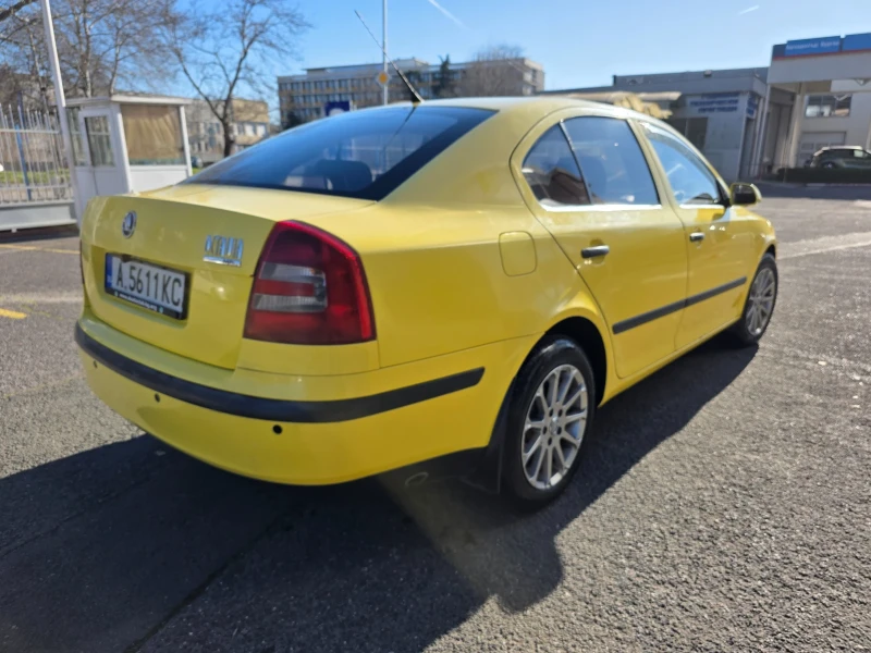 Skoda Octavia 1.6 , снимка 3 - Автомобили и джипове - 52934934