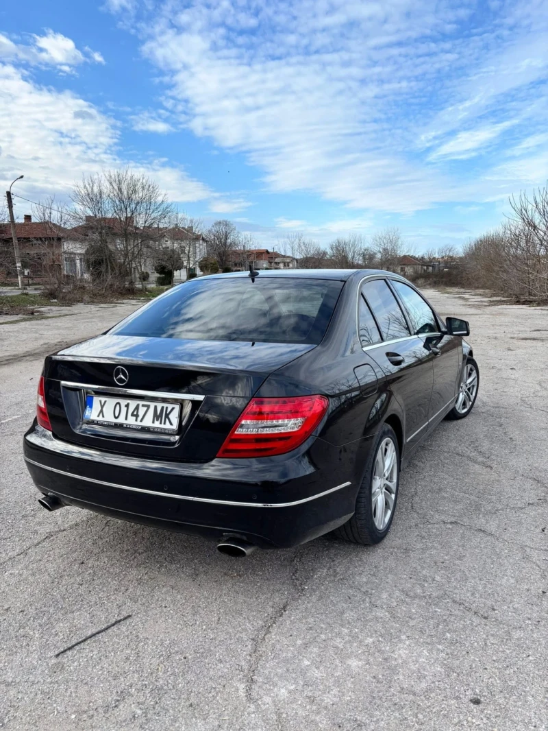 Mercedes-Benz C 300, снимка 4 - Автомобили и джипове - 52977155