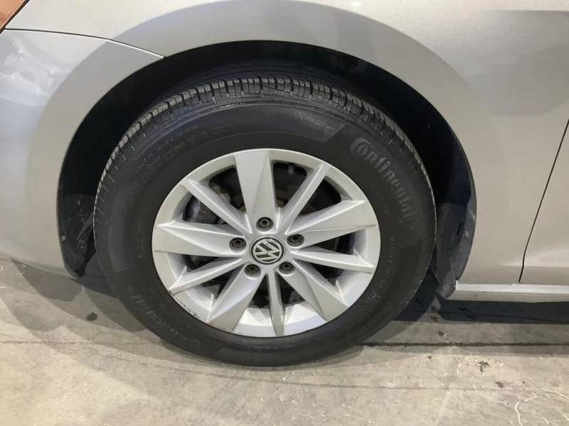 VW Golf Plus, снимка 8 - Автомобили и джипове - 53032344