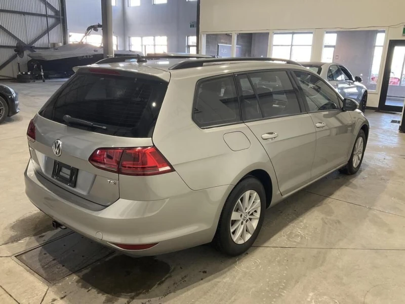 VW Golf Plus, снимка 4 - Автомобили и джипове - 53032344