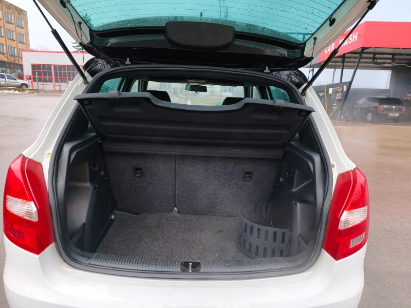 Skoda Fabia 1.6TDI MONTE CARLO, снимка 6 - Автомобили и джипове - 53390030