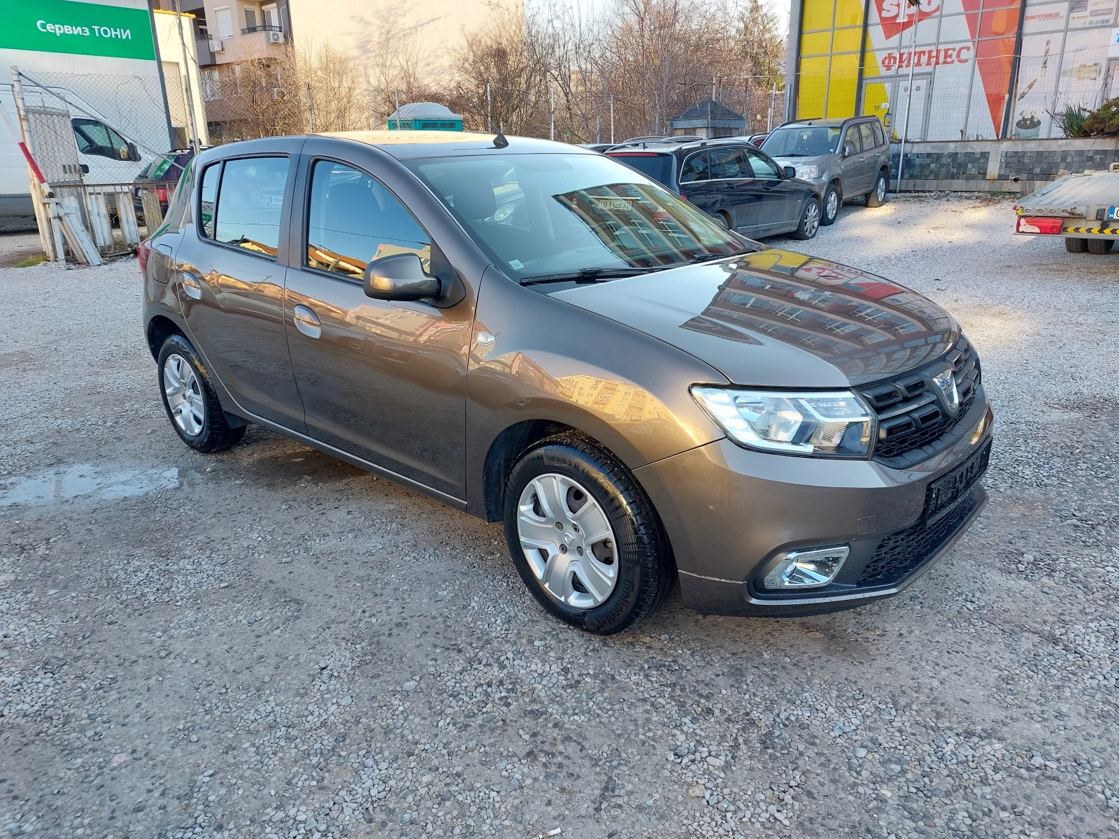 Dacia Sandero  - изображение 3